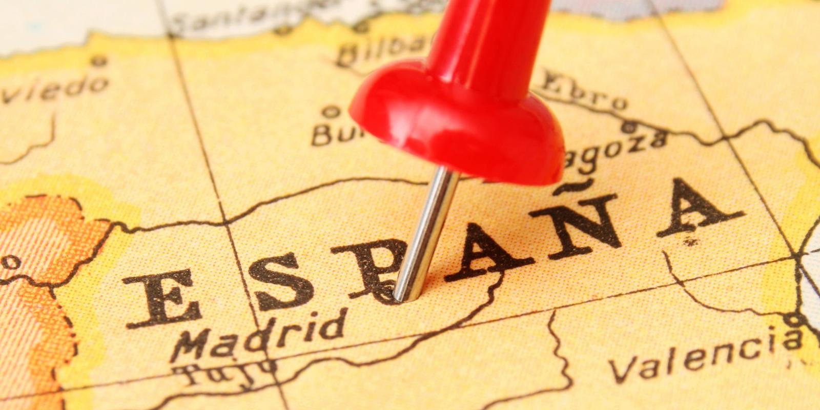 España mapa con un pin. Xuexi-Xibanyayu.com